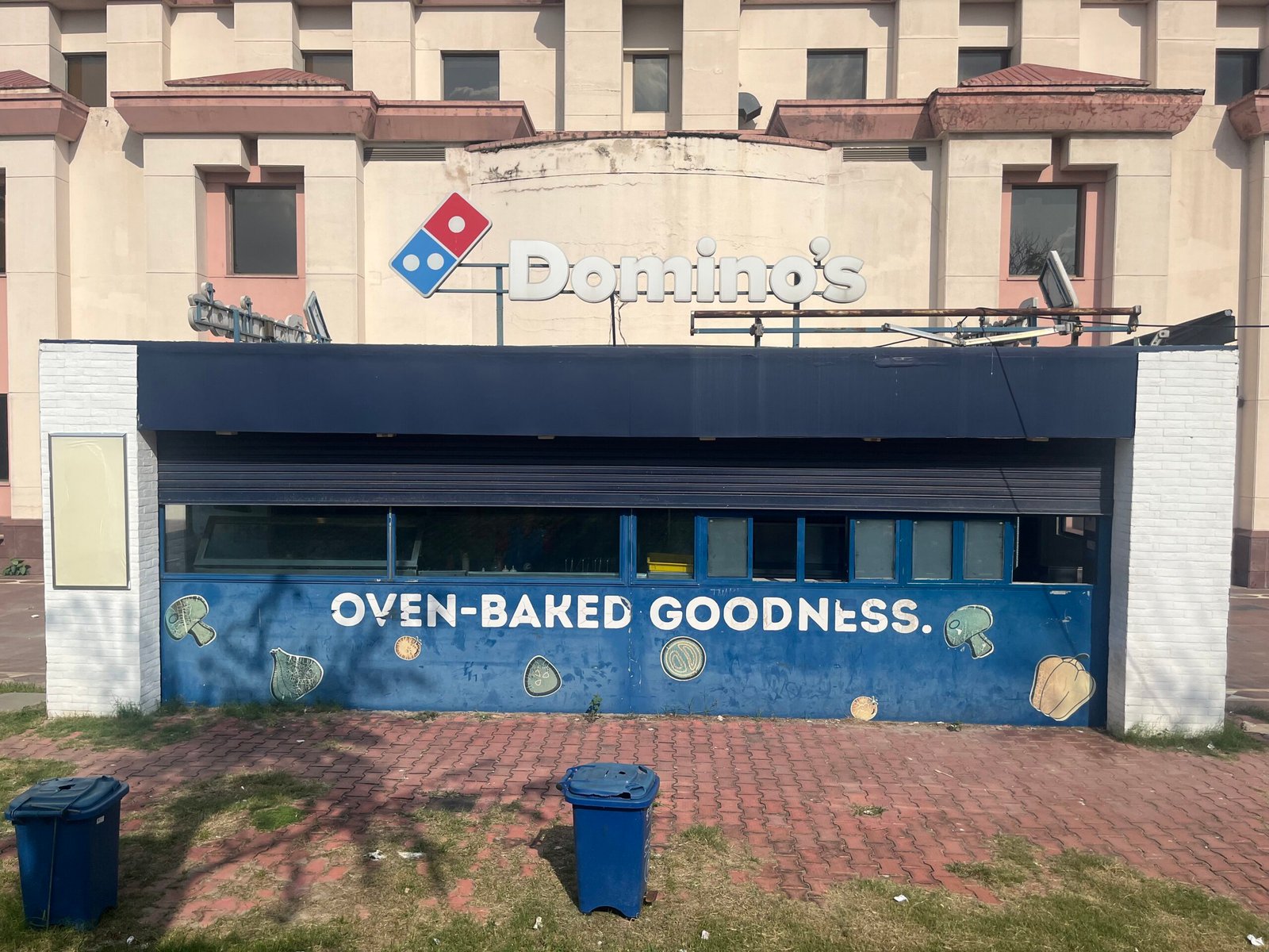 Dominos